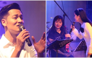 Ca sĩ Hồng Nhung ngẫu hứng cùng con gái trong đêm nhạc Trịnh Công Sơn