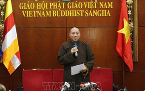 Đề xuất ngay lập tức ra quyết định tạm đình chỉ các chức vụ của Trụ trì chùa Ba Vàng