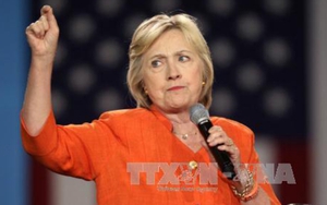 FBI điều tra Quỹ gia đình cựu Tổng thống Bill Clinton