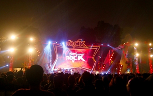 V-Rock 2019: Dương Trần Nghĩa sợ… quên lời