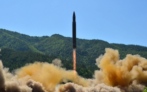 Vụ phóng tên lửa của Triều Tiên: Bình Nhưỡng cảnh báo Mỹ áp đặt lệnh trừng phạt mới