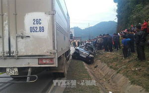 Tai nạn kinh hoàng ở Sơn La: Xe 5 chỗ thì có 4 người chết