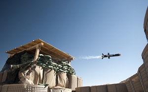 Mỹ quyết định bán tên lửa chống tăng cho Ukraine