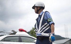 Nổ súng hạ gục đối tượng tấn công bằng dao ở Nhật Bản