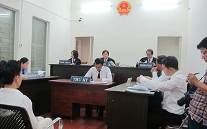 Ngọc Trinh lại thắng kiện Nhà hát kịch TP.HCM