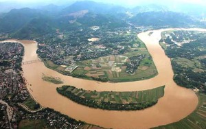 Mực nước trên sông Hồng tại Hà Nội sẽ đạt đỉnh ở mức 8,55m, nguy cơ ngập lụt vùng trũng và bãi bồi