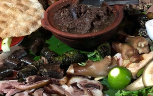 Bạn sẽ không ăn thịt chó, nếu xem bức ảnh 'bộ xương' 12.000 năm này