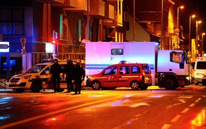 Nổ súng tại khu chợ Giáng sinh ở Pháp khiến 4 người chết: Cảnh sát đối đầu hung thủ