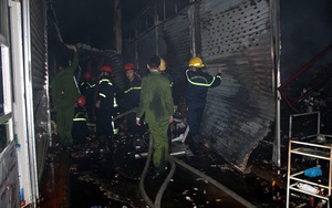 Cháy lớn thiêu rụi hàng loạt ki ốt tại chợ đầu mối lớn nhất Thanh Hóa