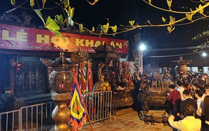 Không còn tình trạng 'tiền trao, ấn phát' tại đền Trần