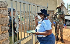 Nam Phi ghi nhận số ca mắc COVID-19 cao kỷ lục