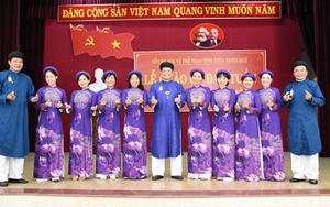 Thư gửi robot Citizen: Áo dài ngũ thân – từ hiểu đến yêu