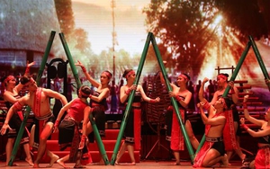 Tổng kết và trao giải Liên hoan Ca múa nhạc dân tộc 'Giai điệu quê hương'