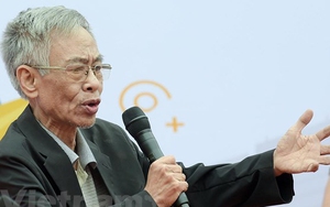 'Bác sĩ hoa súng' Hoàng Nhuận Cầm đột ngột qua đời do bị tắc phổi