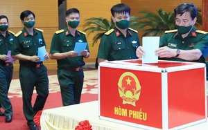 Kết thúc buổi sáng, công tác bỏ phiếu diễn ra an toàn, ổn định, chưa có vấn đề phát sinh