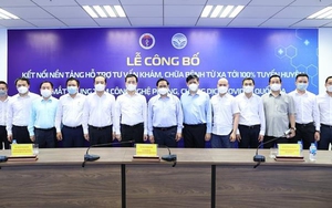 Thủ tướng dự lễ công bố kết nối nền tảng hỗ trợ tư vấn khám, chữa bệnh từ xa