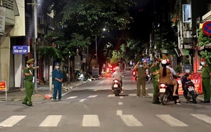 Hà Nội tiếp tục giãn cách toàn xã hội đến 6h ngày 23/8, kêu gọi người dân chia sẻ, đồng lòng