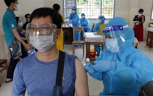 Hà Nội tăng biện pháp phòng dịch cấp bách: Không để người dân di chuyển ra ngoài địa bàn