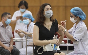 Thực hiện nghiêm giãn cách xã hội là liều 'vaccine' phòng Covid-19 kịp thời nhất