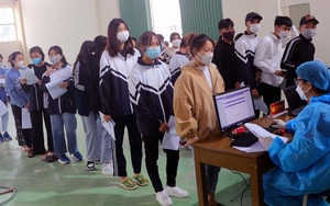 Hà Nam triển khai tiêm vaccine phòng COVID-19 cho trẻ em từ 15-17 tuổi