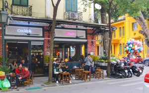 Hình ảnh: Nhiều phường ở quận Hoàn Kiếm, Hà Nội cho phép một số dịch vụ hoạt động trở lại