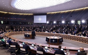 Tình hình Nga - Ukraine ngày 17/3: Chìa khóa giải quyết khủng hoảng Ukraine nằm trong tay Mỹ và NATO