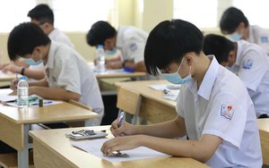 Xem phổ điểm thi tốt nghiệp THPT 2022 các khối A, B, C, D1 và A1