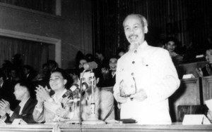 77 năm Quốc khánh 2/9: Chủ tịch Hồ Chí Minh - sáng mãi tên Người