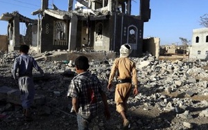 Liên quân Arab bắn hạ 2 tên lửa đạn đạo của phiến quân Houthi