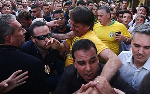 Ứng cử viên tổng thống Brazil bị đâm trọng thương tại buổi vận động tranh cử