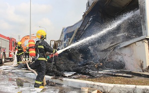 Vụ cháy Nhà máy sơ sợi tại Quảng Ninh: Lực lượng phòng cháy Đông Hưng (Trung Quốc) hỗ trợ chữa cháy
