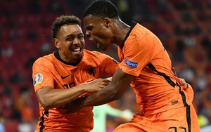 Nhật ký EURO bằng thơ: Chí khí dân tộc như liều thuốc thăng hoa..