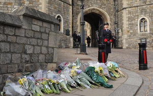 Anh kêu gọi người dân không tụ tập tưởng nhớ Hoàng tế Philip