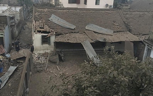 Đồ họa vụ nổ ở Bắc Ninh: Hố sâu 4m, đường kính 20m, đầu đạn súng trường văng khắp nơi