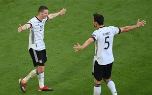 Nhật ký EURO bằng thơ: Cỗ xe tăng Đức chạy đúng lập trình