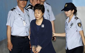 Bê bối chính trị tại Hàn Quốc: Bạn thân của cựu Tổng thống Park Geun Hye bị kết án 20 năm tù