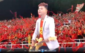 Ca khúc truyền lửa cho đội tuyển bóng đá Việt Nam