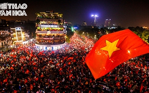 Những hình ảnh rơi nước mắt đêm ăn mừng chiến thắng của U23 Việt Nam