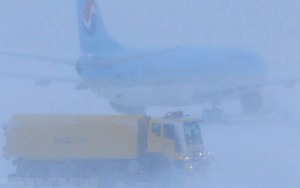 Hàn Quốc: Tuyết dày đặc, sân bay Jeju hủy, hoãn 180 chuyến bay