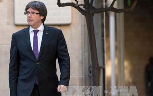Đức bắt giữ cựu Thủ hiến vùng Catalonia Carles Puigdemont