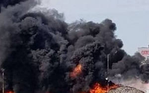 Đám cháy lớn thiêu rụi câu lạc bộ bia hơi rộng hơn 1.000 m2