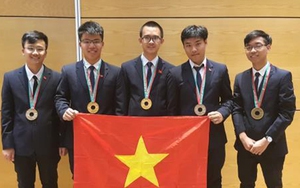 Việt Nam giành 2 Huy chương Vàng Olympic Vật lý 2018