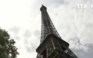 VIDEO: Tháp Eiffel bị đóng cửa do đình công