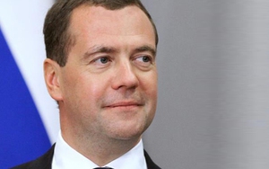 Thủ tướng Liên bang Nga Dmitry Medvedev bắt đầu thăm chính thức Việt Nam