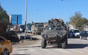 Thổ Nhĩ Kỳ tăng cường vũ khí hạng nặng tới biên giới Syria