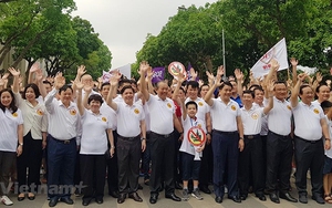 Phó Thủ tướng Trương Hòa Bình kêu gọi người dân ‘Đã uống rượu bia-Không lái xe’