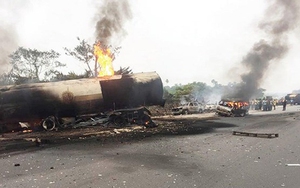 Tai nạn giao thông kinh hoàng tại Nigeria, 18 người thiệt mạng