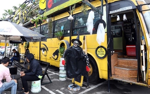 Độc đáo quán cafe bus thân thiện với môi trường