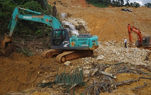 Cơ bản hoàn thành đắp đập và nắn dòng chảy suối Rào Trăng 3