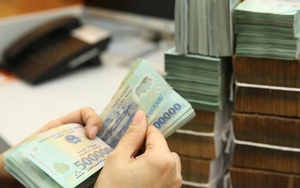 Nhiều ngân hàng đồng loạt công bố giảm lãi suất cho vay